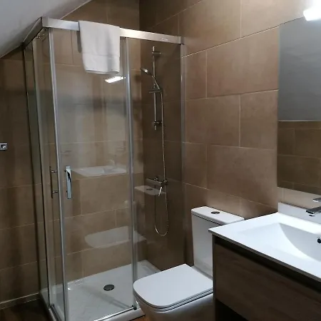 Regollera Premium Con Garaje נוחה