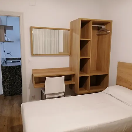 Regollera Premium Con Garaje דירה