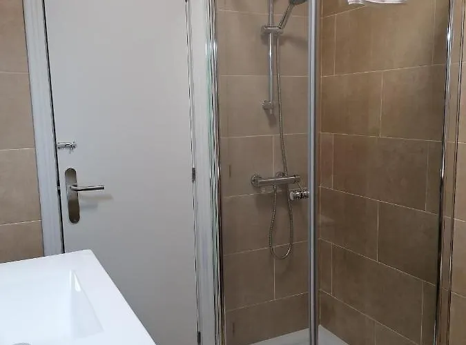 Regollera Premium Con Garaje Noja