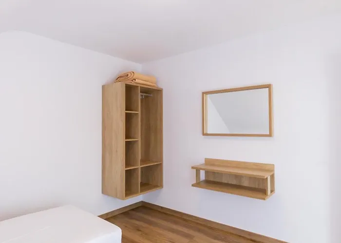 Regollera Premium Con Garaje Noja